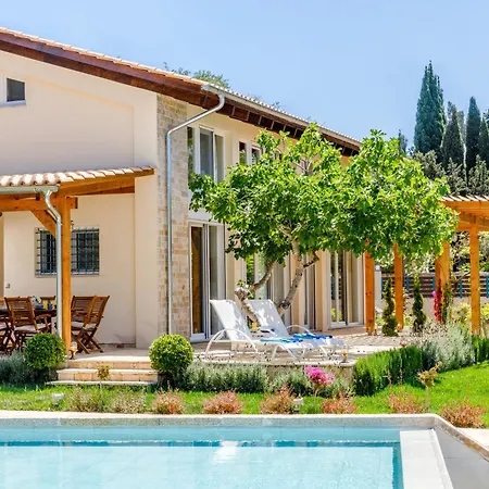 Villa Sea Front Gouvia